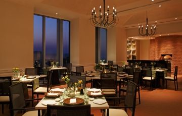 Beautiful Agra Tour Package for 2 Days 1 Night