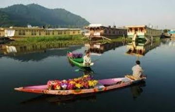 Ecstatic 4 Days 3 Nights Srinagar Kashmir Holiday Package