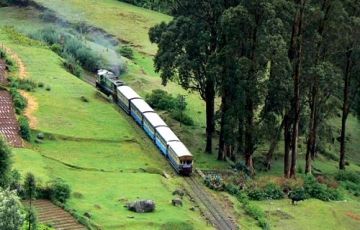 Amazing 4 Days 3 Nights Ooty and Kodaikanal Tour Package