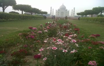 Magical Agra Fort Tour Package for 2 Days