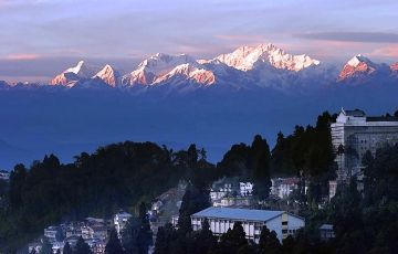 Pleasurable 7 Days 6 Nights Darjeeling and Sikkim Holiday Package
