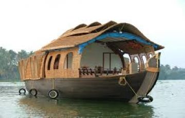Magical 4 Days 3 Nights House boat Trip Package