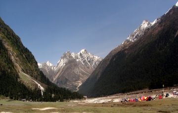 Magical 2 Days 1 Night Gangtok and Lachung Holiday Package