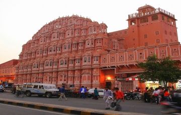 Beautiful 4 Days 3 Nights New Delhi, Jaipur with Agra Holiday Package