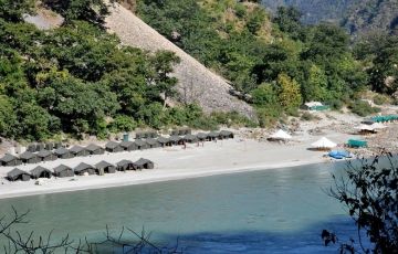 Family Getaway 2 Days 1 Night Rishikesh, Shivpuri with Haridwar Vacation Package