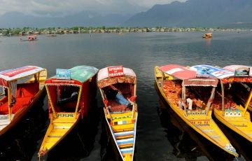 Ecstatic 4 Days 3 Nights Srinagar Tour Package