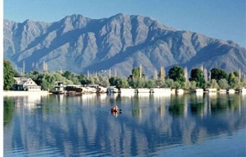 Pleasurable 6 Days 5 Nights Srinagar, Gulmarg with Pahalgam Trip Package