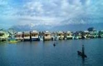 Magical 4 Days 3 Nights Srinagar, Pahalgam and Gulmarg Trip Package