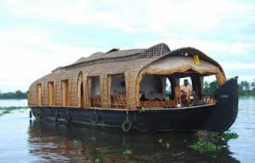 Family Getaway 2 Days 1 Night Fort kochi Tour Package