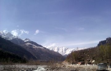 Beautiful 4 Days 3 Nights Manali, Manikaran, Rohtang Pass and Solang Trip Package