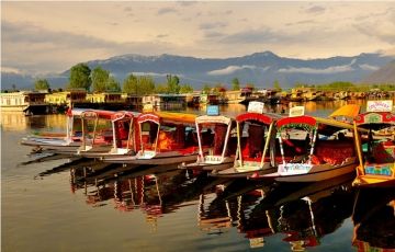 7 Days 6 Nights Srinagar, Srinagar, Gulmarg, Pahalgam, Sonamarg and Yusmarg Holiday Package