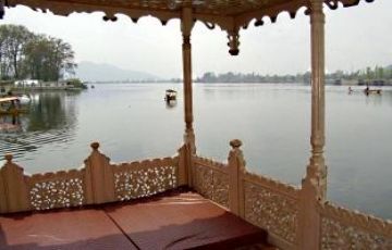 Experience 7 Days 6 Nights Jammu, Srinagar with Sonamarg Trip Package