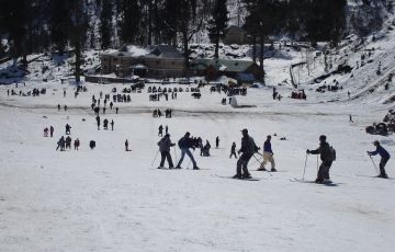 Pleasurable 8 Days 7 Nights Shimla, Kullu, Manali and Amritsar Holiday Package