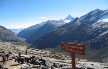 Heart-warming 4 Days 3 Nights Huaraz, Yungay, Caraz and Cordillera Blanca Holiday Package