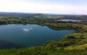 Beautiful 7 Days 6 Nights Bwindi and Fort Portal Holiday Package