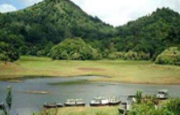 Family Getaway 5 Days 4 Nights Munnar Trip Package