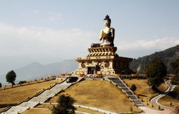 Heart-warming 7 Days 6 Nights Pelling Holiday Package