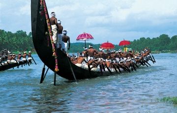 Magical 4 Days 3 Nights Kerala, Munnar and Alleppey Trip Package