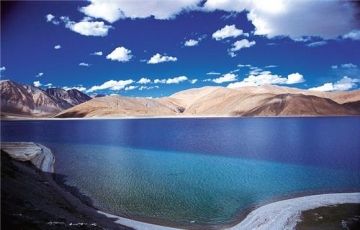 Memorable 10 Days 9 Nights Srinagar, Pangong and Leh Vacation Package