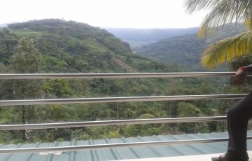 Heart-warming 9 Days 8 Nights Kovalam Trip Package