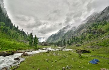 Best 7 Days 6 Nights Yusmarg, Gulmarg, Pahalgam and Srinagar Holiday Package