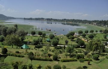 Experience 5 Days 4 Nights Gulmarg Holiday Package