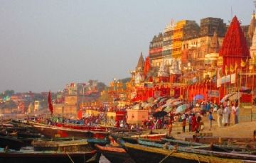 Ecstatic 14 Days 13 Nights Delhi, Jaipur, Agra, Allahabad and Varanasi Tour Package