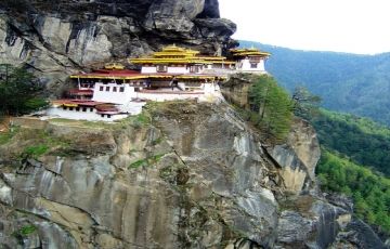 Experience 7 Days 6 Nights Thimphu, Paro with Punakha Holiday Package