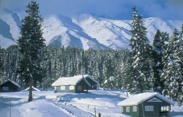 Memorable 6 Days 5 Nights Sonmarg, Srinagar, Pahalgam and Gulmarg Tour Package