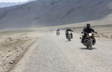 Beautiful Pangong Tour Package for 7 Days 6 Nights
