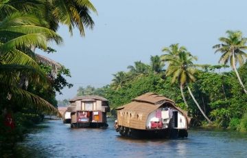 Magical 9 Days 8 Nights Cochin, Munnar, Kovalam, Thekkady and Kanyakumari Tour Package