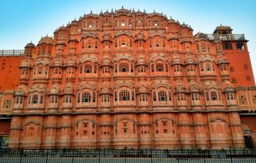 Best 6 Days 5 Nights Delhi, Agra and Jaipur Tour Package