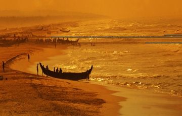 Ecstatic 4 Days 3 Nights Munnar, Cochin and Kumarakom Vacation Package