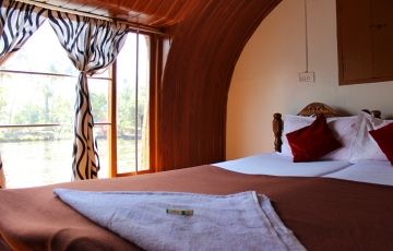 Magical 4 Days 3 Nights Cochin and Munnar Vacation Package