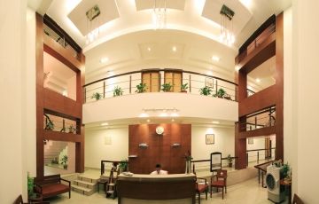 Heart-warming 2 Days 1 Night Gurgaon Vacation Package