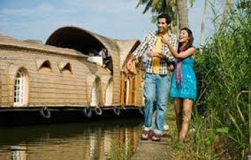 Experience Kumarakom Tour Package for 4 Days 3 Nights