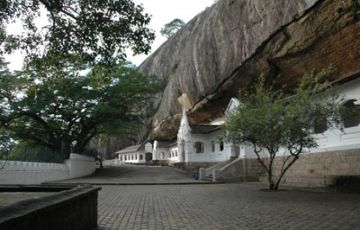 Magical 4 Days 3 Nights Kandy, Colombo with Nuwara Eliya Holiday Package