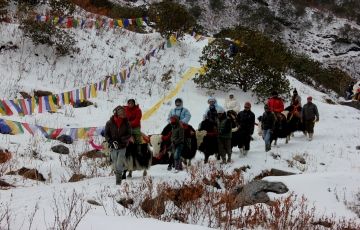 Beautiful 4 Days 3 Nights Gangtok, Darjeeling, Tsongmo Lake with Bagdogra Holiday Package