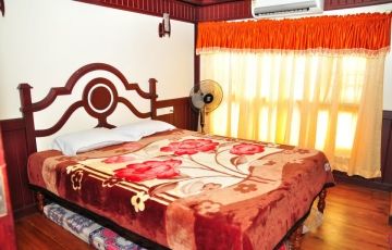 Ecstatic 2 Days 1 Night Alleppey with Cochin Trip Package