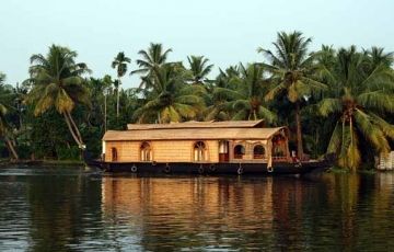 Beautiful Alleppey Tour Package for 4 Days 3 Nights