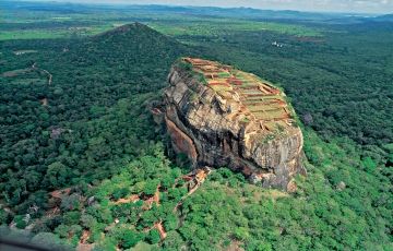 Ecstatic 7 Days 6 Nights Colombo, Kandy, Nuwaraeliya with Sigiriya Vacation Package