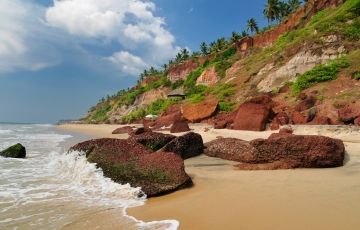 Munnar, Alleppey and Varkala Tour Package for 5 Days 4 Nights from Kochi