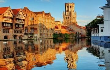 Family Getaway 10 Days 9 Nights Barcelon, Paris with Amsterdam Holiday Package