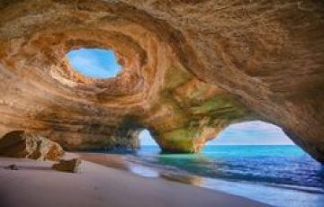 Ecstatic 10 Days 9 Nights Spain and Portugal Vacation Package