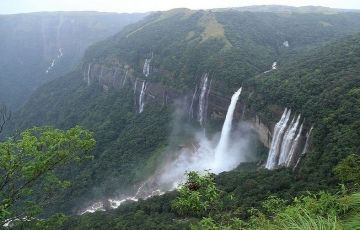 Ecstatic 3 Days 2 Nights Shillong with Cherapunjee Trip Package