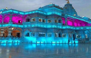 Family Getaway 11 Days New Delhi Holiday Package