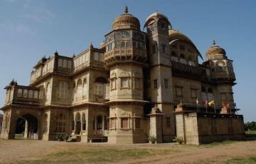 Magical 4 Days 3 Nights Bhuj, Mandvi, White Rann, Dhordo with Hodka Holiday Package