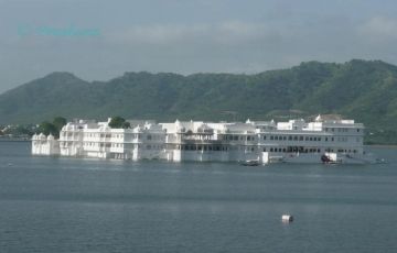 3 Days 2 Nights Ahmedabad, Udaipur, Ekling with Nagda Temples Holiday Package