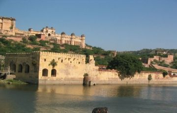 Best 5 Days 4 Nights Jaipur and Udaipur Trip Package