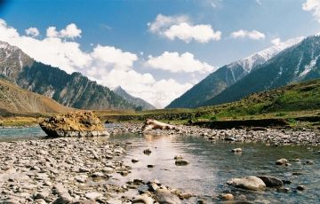 Magical 9 Days 8 Nights Kashmir Tour Package